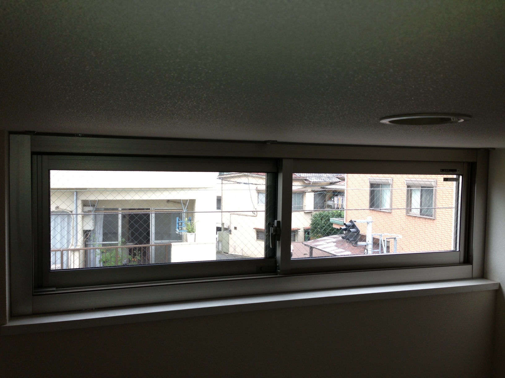 【世田谷大蔵店】夏におススメ！開かない窓を開く窓に！施工後